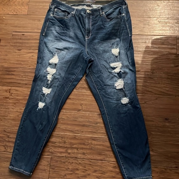Torrid Distressed Sky High Skinny Jeans Size 24T - Picture 1 of 5